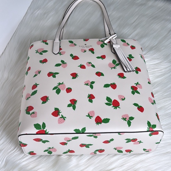 NWT💃Kate Spade Jana Tossed Strawberry Printed Tote - Picture 5 of 11
